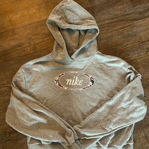 Nike Heather Gray Men's Hoodie with Logo